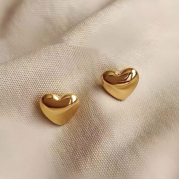 Home v3 84 Heart-Shaped Stud Earrings for Women