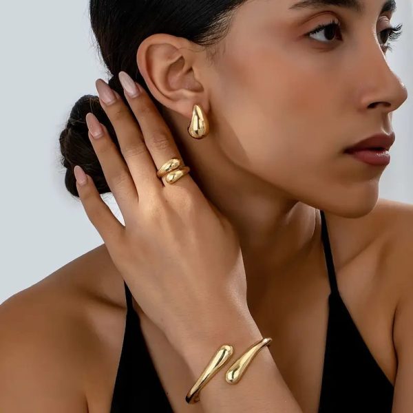 Home v3 140 Women’s Fashionable Jewelry Set