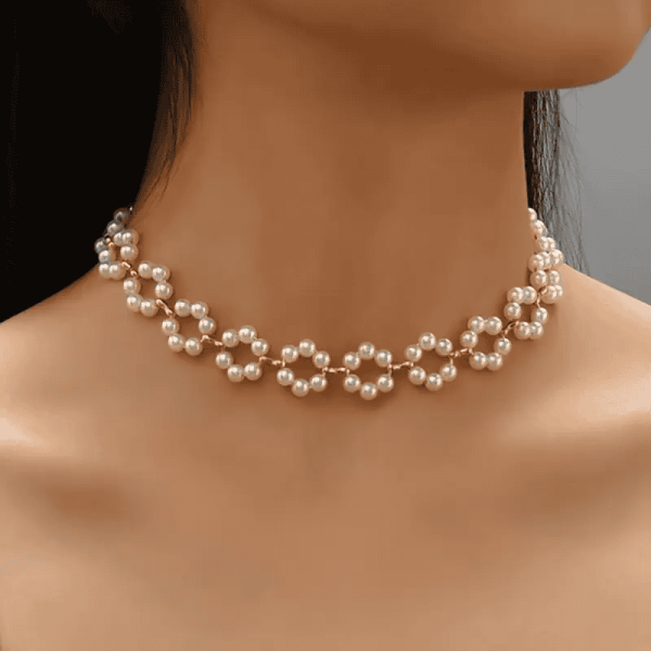 Home v3 119 Pearl Necklace