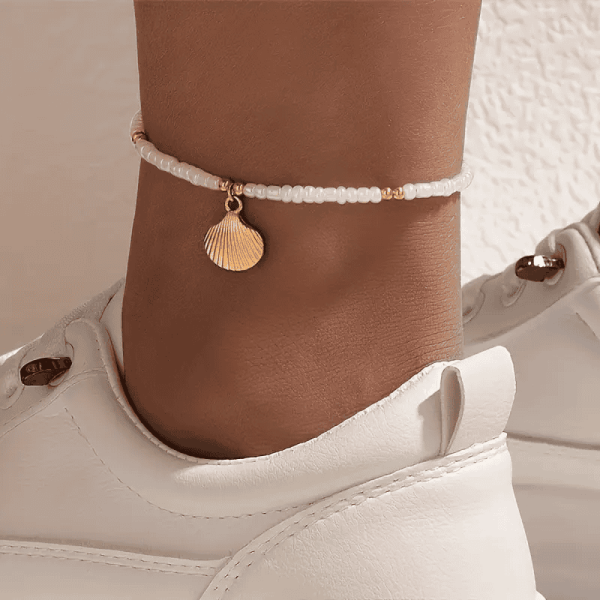 Home v3 238 Shell Pendant Beaded Anklet