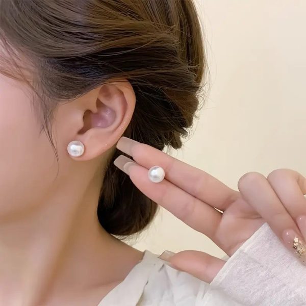 Home v3 294 Classic Pearl Stud Earrings for Women