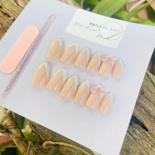 Home v3 119 Press-on Nails