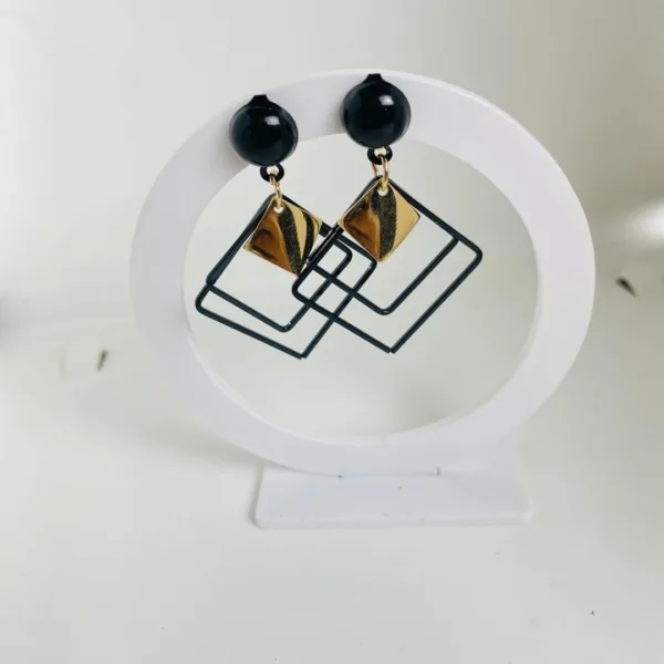 Home v3 42 Buy Hoop Earrings in Sri Lanka